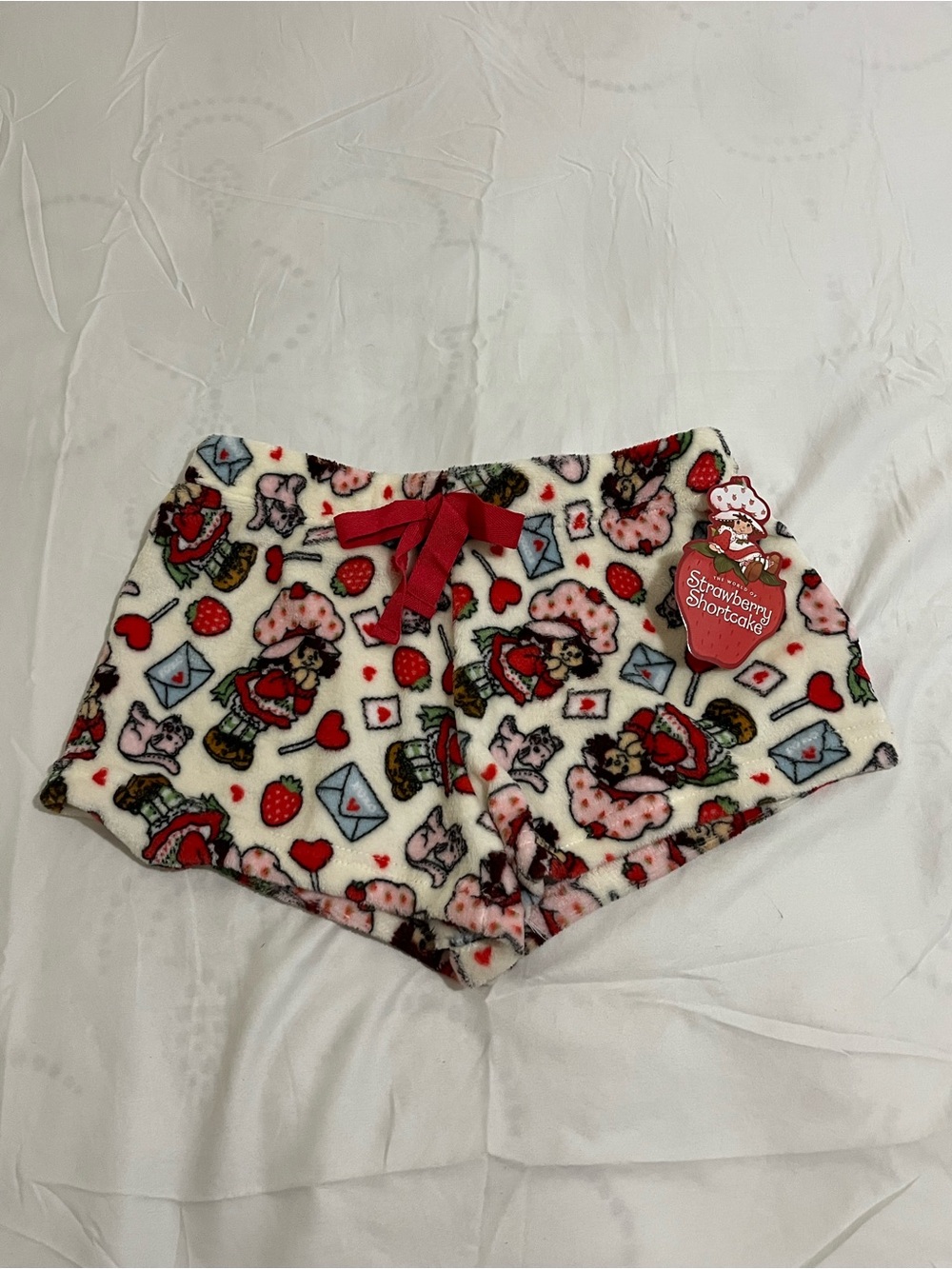 Strawberry Shortcake Cream Red Plush Sleep Shorts Women’s Size Medium NWT